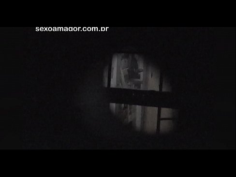 ❤️ Lourinho é filmado secretamente por um voyeur de bairro escondido atrás de tijolos ocos ️❌ Porno de qualidade em pt.recetasketo.top ☑